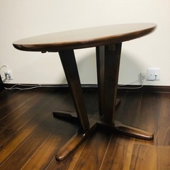 【無料】木製　オシャレ　丸テーブル　家具 机