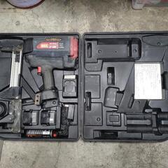 値下げしました！！ MAX ピン打ち機 ガスネイラ