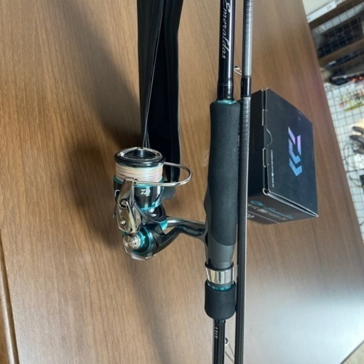 DAIWA エメラルダスセット リールLT2500-H-DH ロッドX83M ダイワ