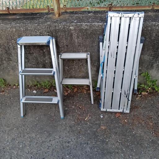 作業台　　脚立