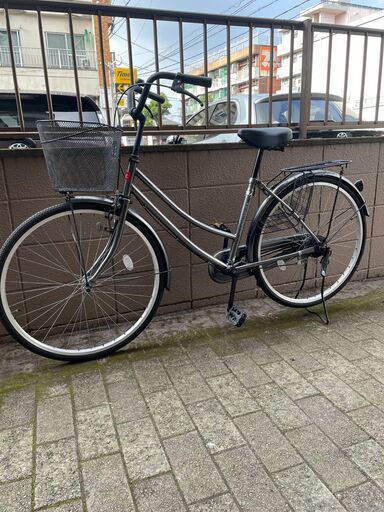 リサイクルショップどりーむ荒田店　No1224 自転車　２６インチ　シティサイクル　カゴ付き　ガンメタリックカラーがお洒落♪