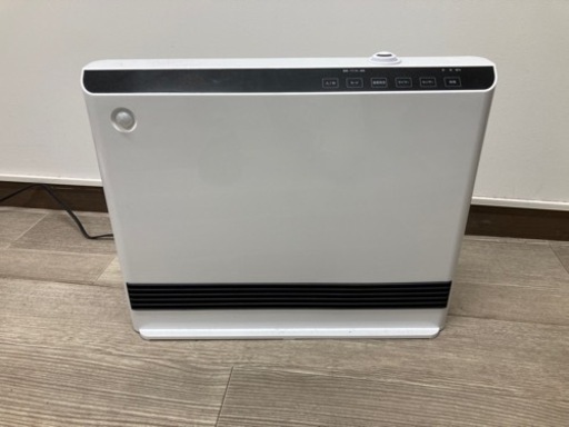 パネルセラミックヒーター 未使用 three up パネルセラミックヒーター