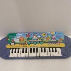 0502-556 おもちゃのピアノ