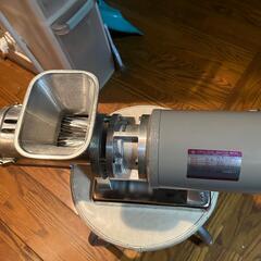 鈴木糧食研究所　スズキ ジュース マシン 業務用 ジューサー　ステンレスギア仕様 100V