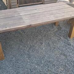 木製テーブル 