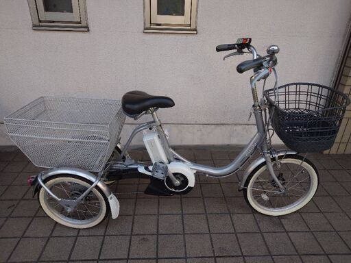 ★★★美品 バッテリー容量大きい【ブリヂストン アシスタ 電動三輪自転車 １２・３ahバッテリー】★★★