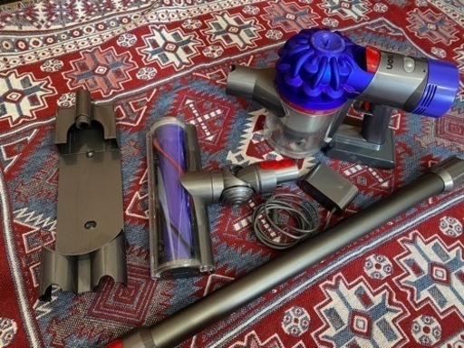 ダイソン Dyson V7 Fluffy Origin SV11 掃除機（新品バッテリー、オマケ付）