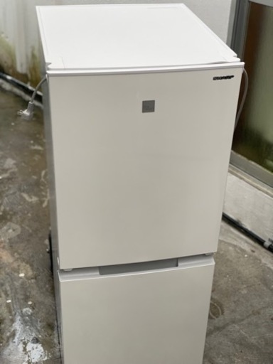 送料・設置込み　冷蔵庫　152L SHARP 2021年