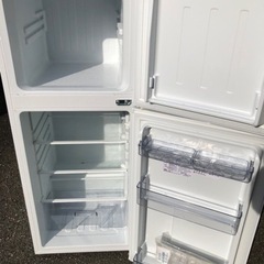 北九州市内配送無料　保証付き 2022年式 アビテラックス ABITELAX AR-131 [冷蔵庫 （139L・幅47.5cm・右開き・2ドア・ホワイト）]