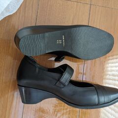 TARSAS  パンプス　黒　２３cm TARSAS パンプス 黒 23cm