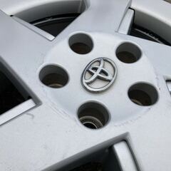 トヨタ 30プリウス純正◆6J 15インチ IS45(オフセット+45) 5/100◆プリウス ウィッシュ プレミオ オーパ カルディナ カローラなど
