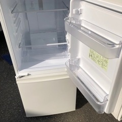 NO１５！！！北九州市内配送無料　保証付き　シャープ 冷蔵庫 つけかえどっちもドアタイプ 137L ホワイト SJ-D14B-W