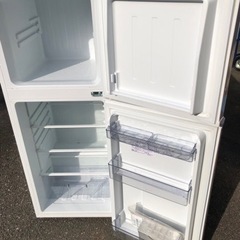 北九州市内配送無料　保証付き　2022年　アビテラックス ABITELAX AR-131 [冷蔵庫 （139L・幅47.5cm・右開き・2ドア・ホワイト）]