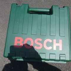 BOSCHのインパクトドライバーです、10回位使用。
