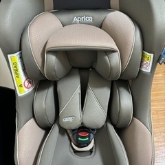 お引き渡し決定しました】アップリカチャイルドシート クルリラビッテ
