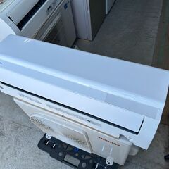 【動作保証あり】TOSHIBA 東芝 2019年 2.2kw 6畳用 冷暖房ルームエアコン RAS-F221M【管理KR477】