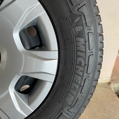 ハイエース195/80R15Cタイヤ・ホイールカバー4本セット ハイエース195/80R15Cタイヤ・ホイールカバー4本セット