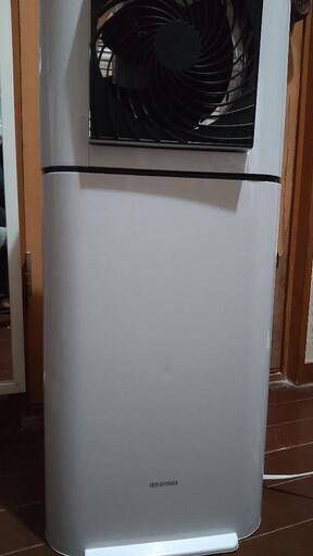 サーキュレーター付き衣類乾燥除湿機