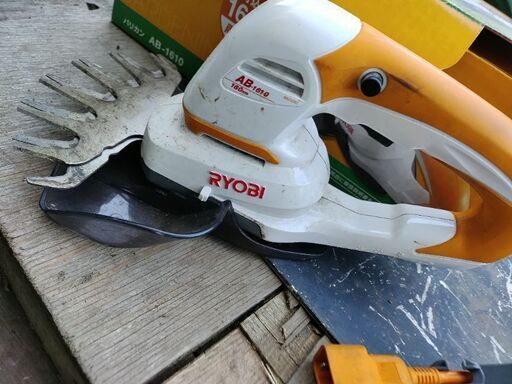 RYOBI　バリカン　芝刈り　電動
