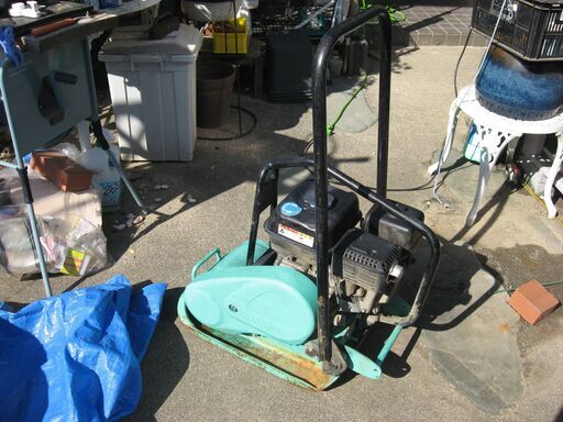 三笠プレートコンパクター、おまけ車付き