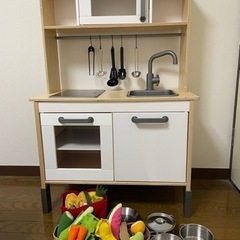 【美品】IKEAおままごとキッチン(DUKTIG)