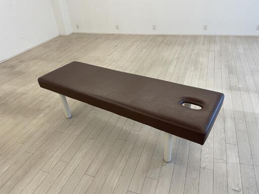 ★【高田ベッド】有孔施術ベッド　整体　エステベッド  美品　自社配送時代引き可※現金、クレジット、スマホ決済対応※