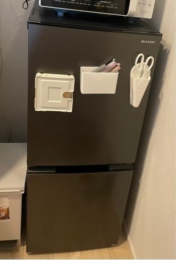 22年購入 シャープ冷蔵庫152L