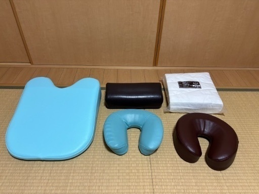 高田ベッド 整体・施術　マクラ/クッションほか