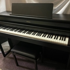 Rolandローランド HP704-DR 2019年製 中古 電子ピアノ 木製鍵盤（ハイブリッド） Roland HPシリーズ
