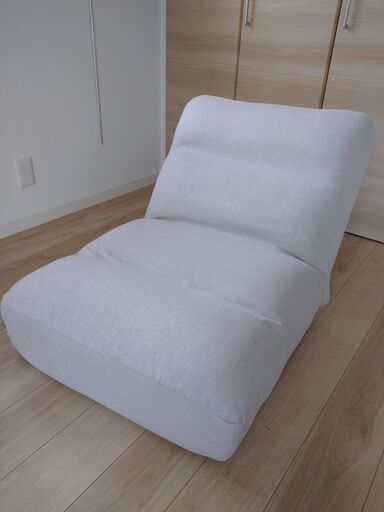 ニトリ　ロダワイド　ワイド　座椅子　リクライニングチェア　フロアチェア　ベージュ　洗えるカバー　新品