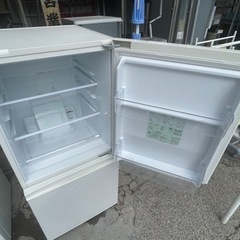 【リサイクルサービス八光】2017年製　アクア　AQR-16F-W 冷蔵庫 ミルク [2ドア /右開きタイプ /157L]