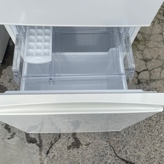 【リサイクルサービス八光】2017年製　アクア　AQR-16F-W 冷蔵庫 ミルク [2ドア /右開きタイプ /157L]