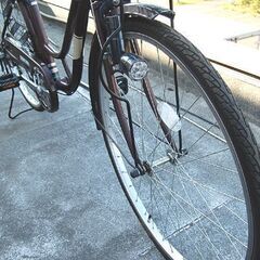 26インチ 自転車 ママチャリ 6段変速 LEDライト ダークブラウン色 鍵