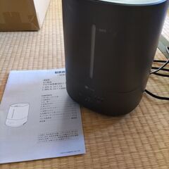 【ネット決済】ニトリ　らく給水アロマ加湿器　HM01