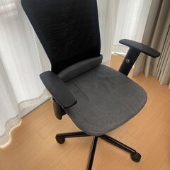 ニトリ オフィスチェア(OC 001 GY/肘付き)  | 椅子...