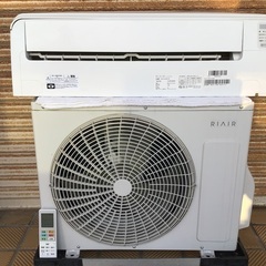 ヤマダ　RIAlR  冷暖房エアコン　2.5K  8畳前後用　2...