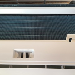 ヤマダ　RIAlR  冷暖房エアコン　2.5K  8畳前後用　2023年製　格安品