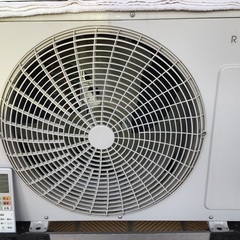 ヤマダ　RIAlR  冷暖房エアコン　2.5K  8畳前後用　2023年製　格安品