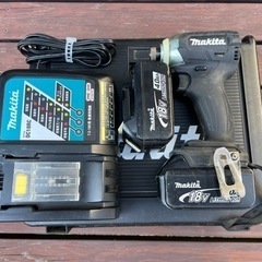 マキタ makita TD148D 電動インパクトドライバー　中古良品