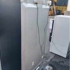 格安！！2017年製R-WXC74冷蔵庫735リットル