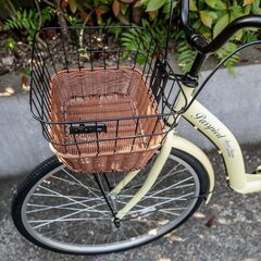 ほぼ新品❗ママチャリ 26インチ 折りたたみ自転車 シティサイクル　アイボリー　可愛い自転車 　LEDダイナモライト 