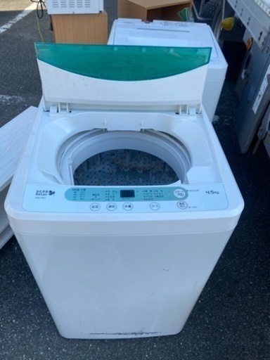 2️⃣4️⃣福岡市内配送設置無料 ヤマダ電機オリジナル　全自動電気洗濯機　(4.5kg) HerbRelax YWM-T45A1(W)