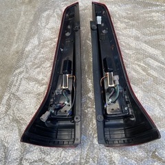 c26セレナ     用ヴァレンティテールランプ