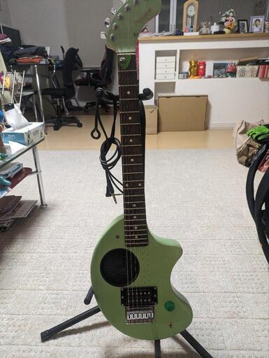 FERNANDES　zo-3　スタンド付き