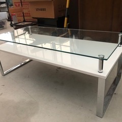 ガラス天板のリビングテーブル 状態良好品❗️ 105cm×50c...
