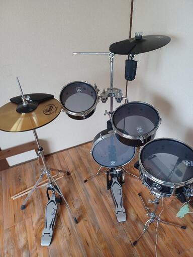 値下げ★ドラムフルセット　メッシュヘッド付Pearl  CX200