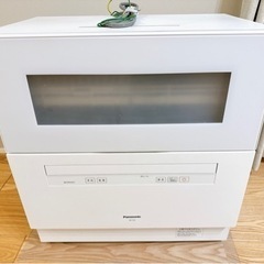 Panasonic 食器洗い乾燥機 NP-TH4-W　2020年製