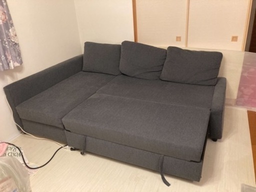 掲載終了　IKEAソファーベッド　4人掛けソファ