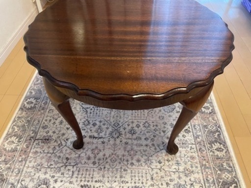 Lloyd's Antiques / ロイズ・アンティークス　丸テーブル