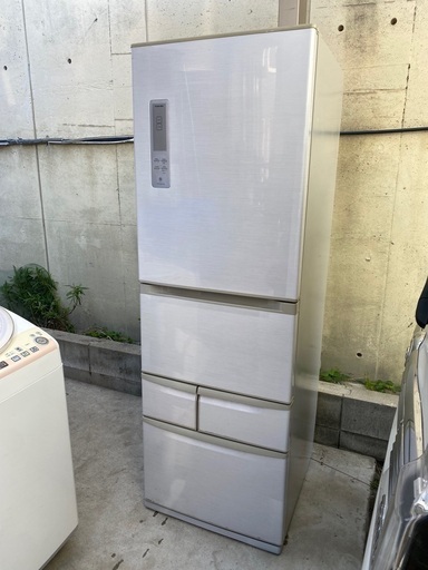 Toshiba 冷蔵庫 427L 5 ドア 動作良好